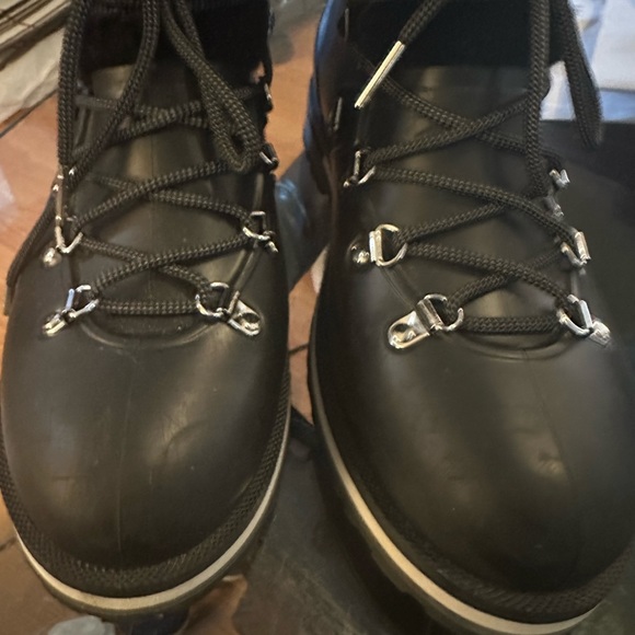 Michael Kors rain boots - Picture 4 of 10